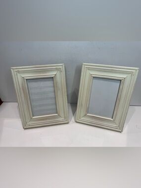 Set of 2 Shabby Chic Distressed White Wood Frames - 9x7